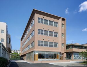 鹿児島純心女子短期大学１号館 1枚目